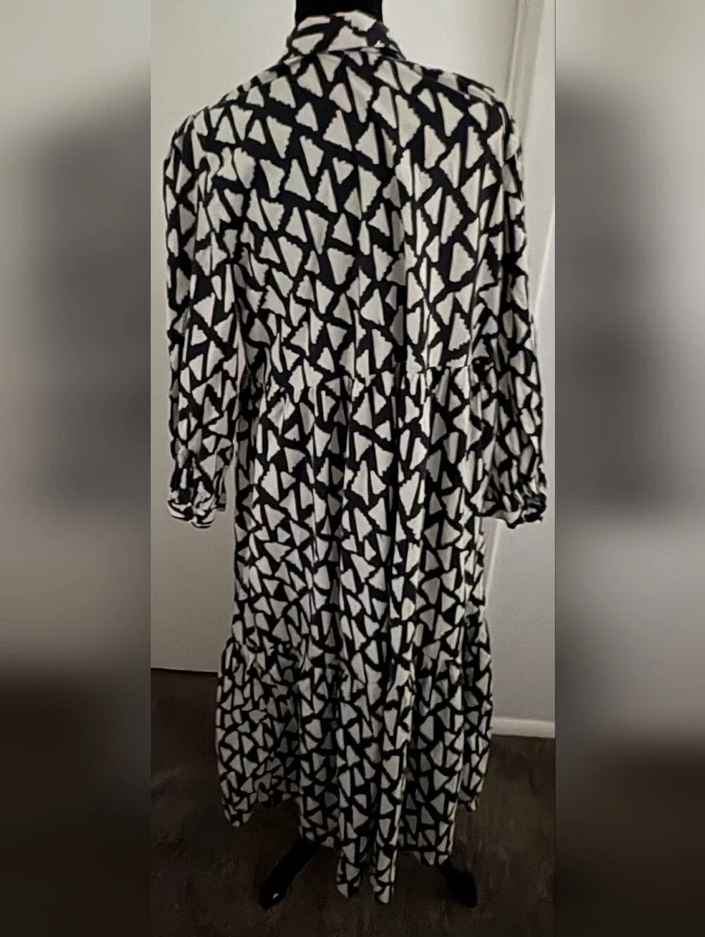 Zara Black and White Geometric Maxi Shirt Dress - Picture 2 of 3